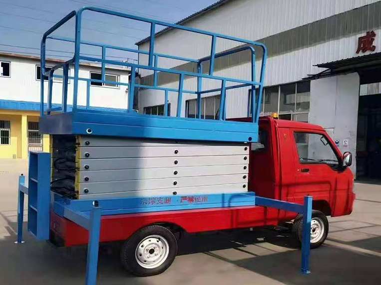 車(chē)載式升降機(jī)